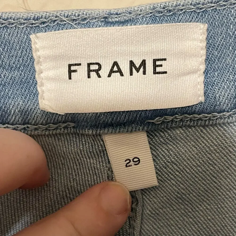 Frame Ali High Rise Cigarette Light‎ Wash Jeans